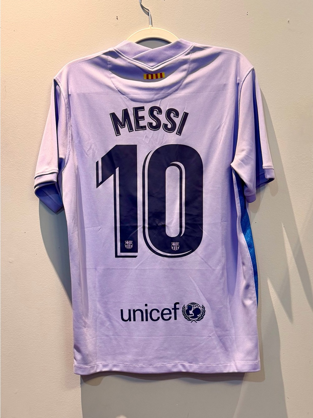 Nike Men’s Light Purple Lionel Messi 10 Jersey